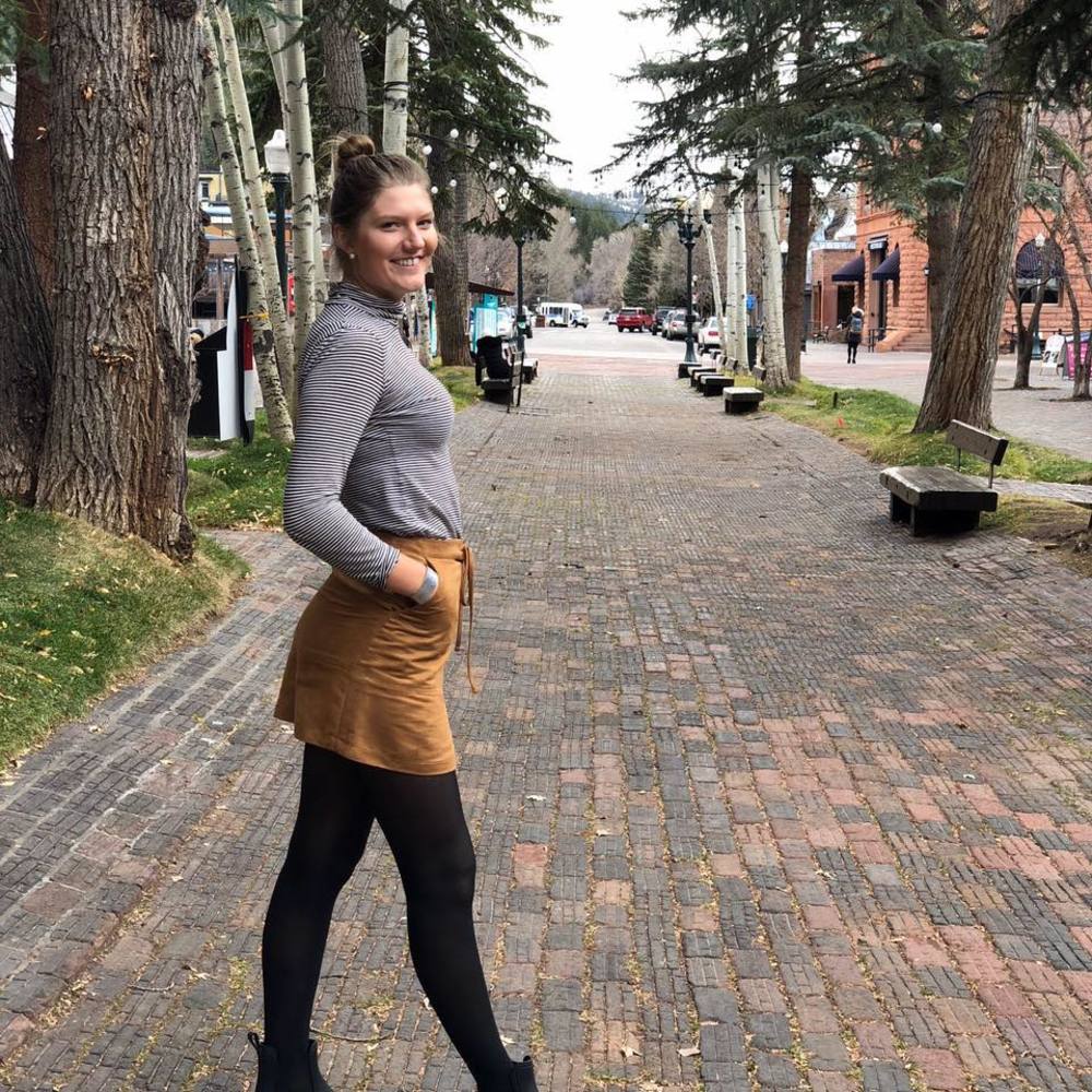 Meet your Posher, Laura